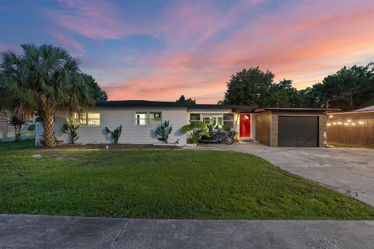 8120 Gondola Dr., Orlando, FL 32809