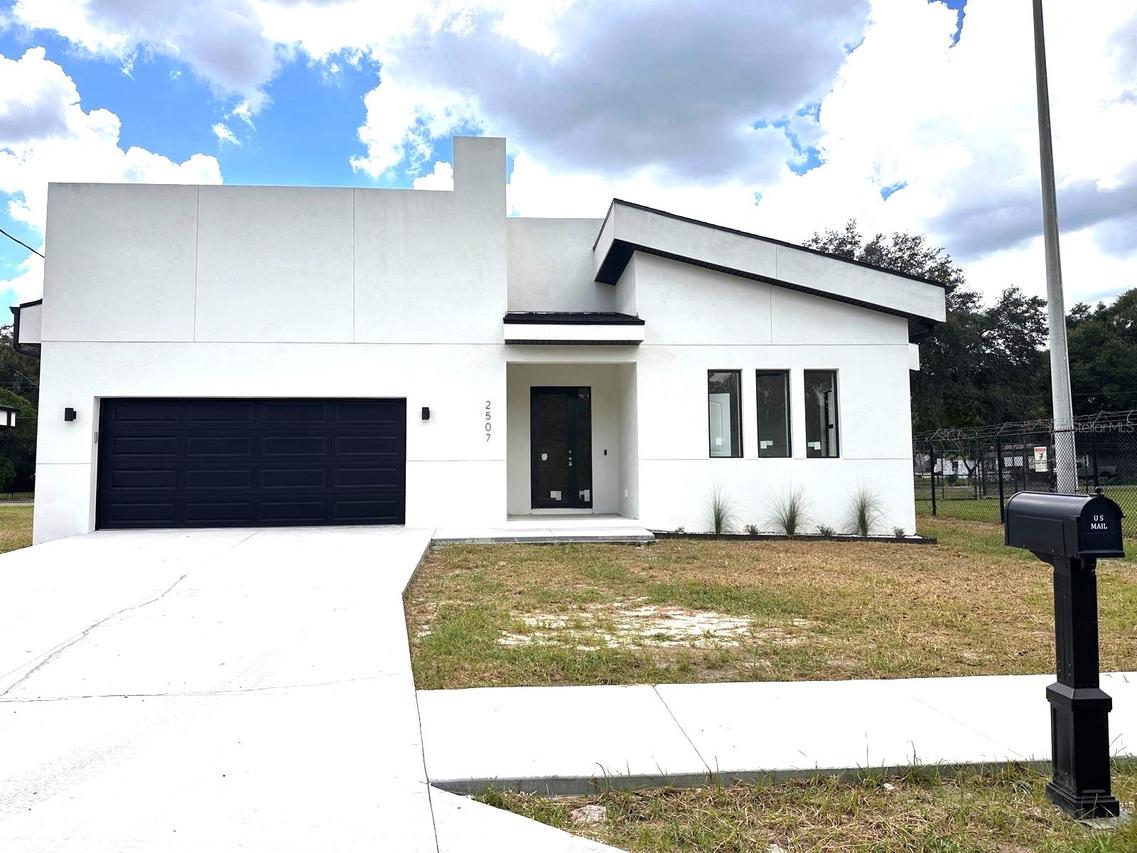 2507 Fairview Ave., Seffner, FL 33584