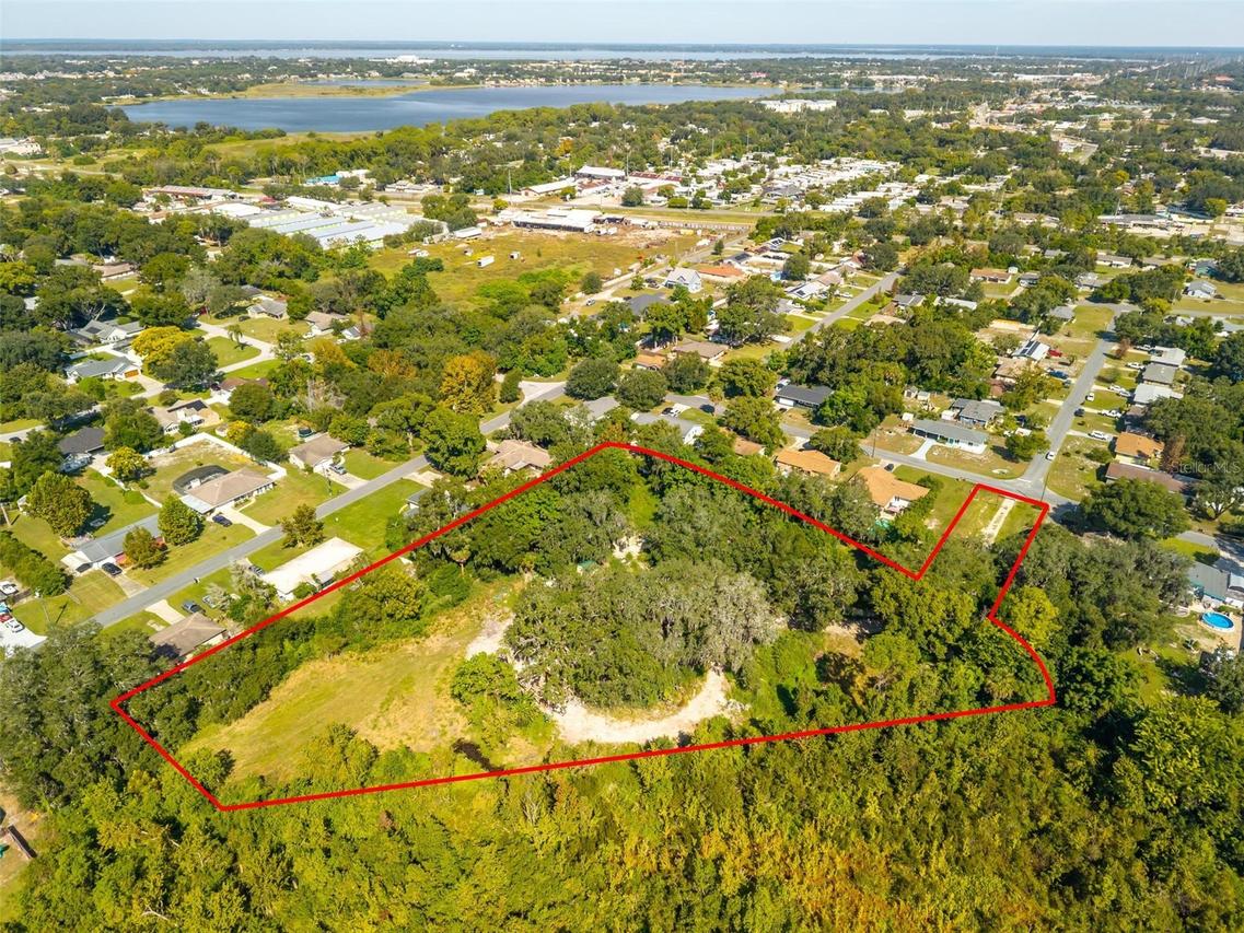 696 N Sunset Dr., Mount Dora, FL 32757