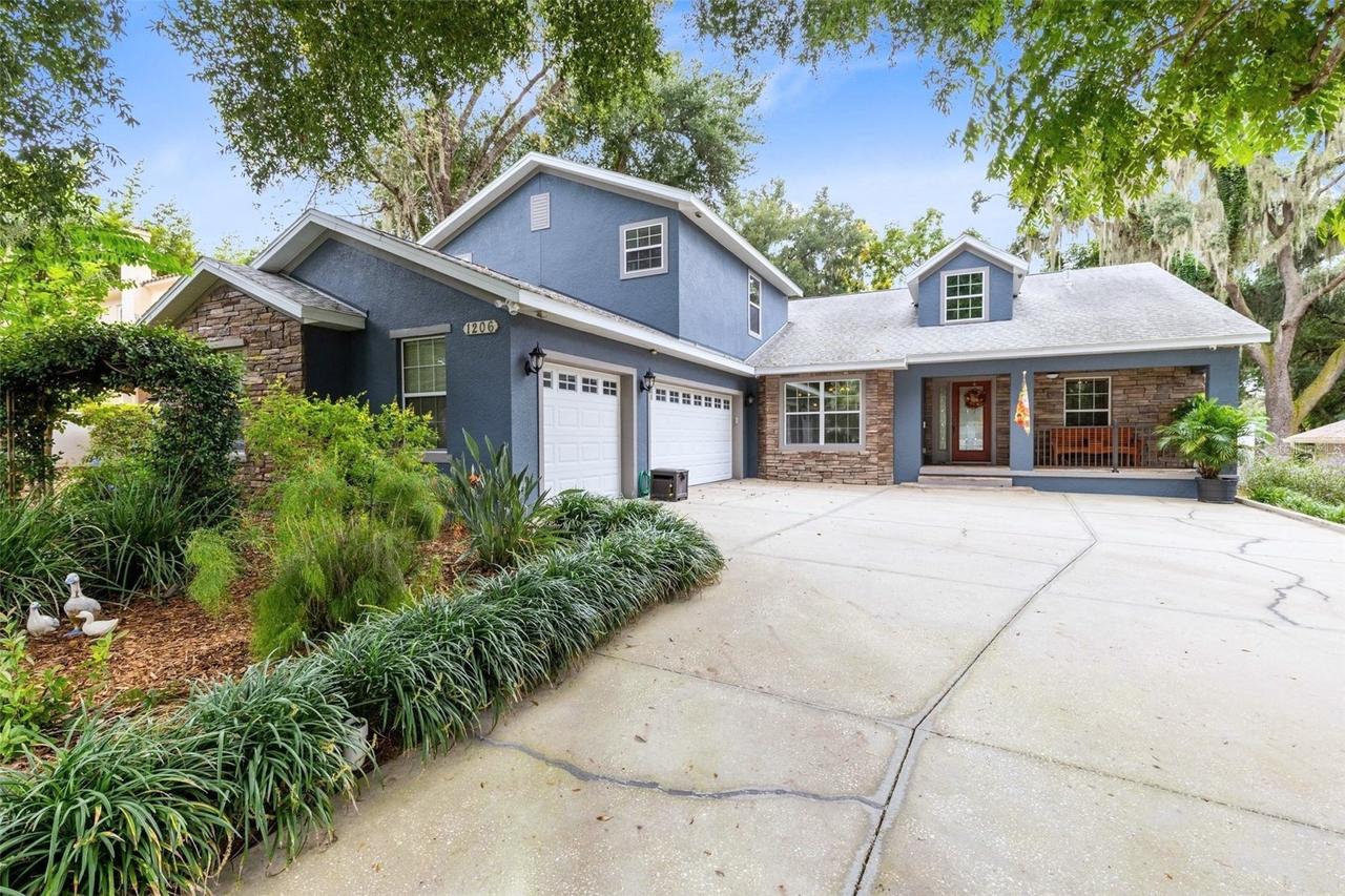 1206 Lakeshore Dr., Mount Dora, FL 32757