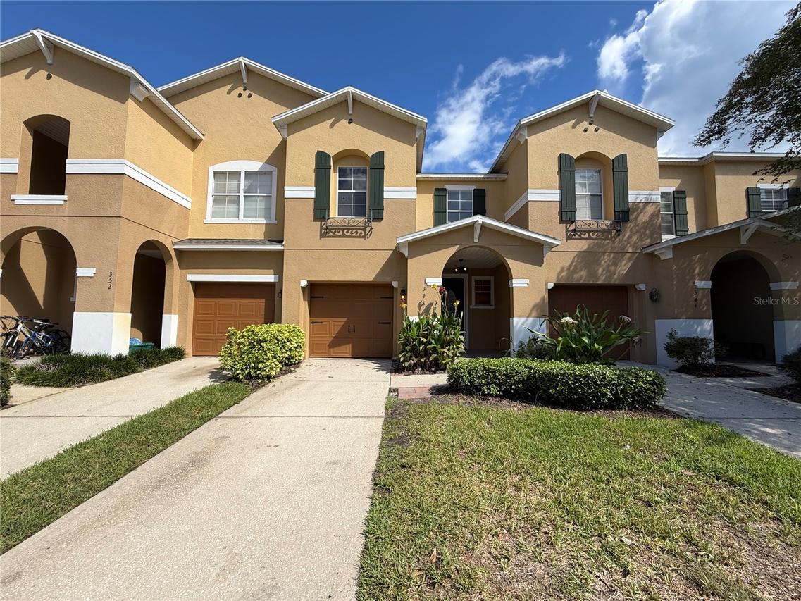 348 Golden Dewdrop Way, Oviedo, FL 32765