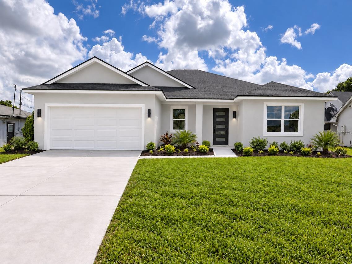 200 Memorial Dr., Sebring, FL 33870
