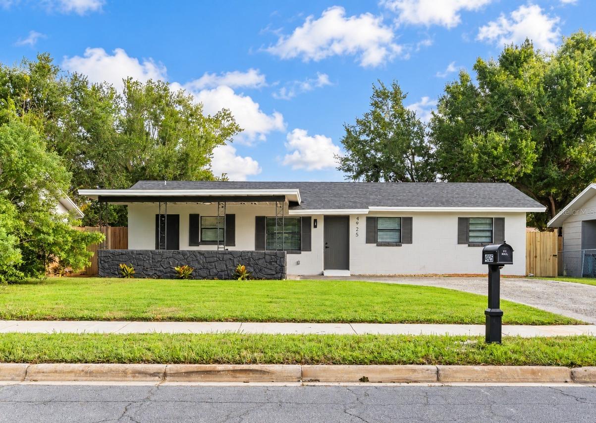 4925 Elese St., Orlando, FL 32811