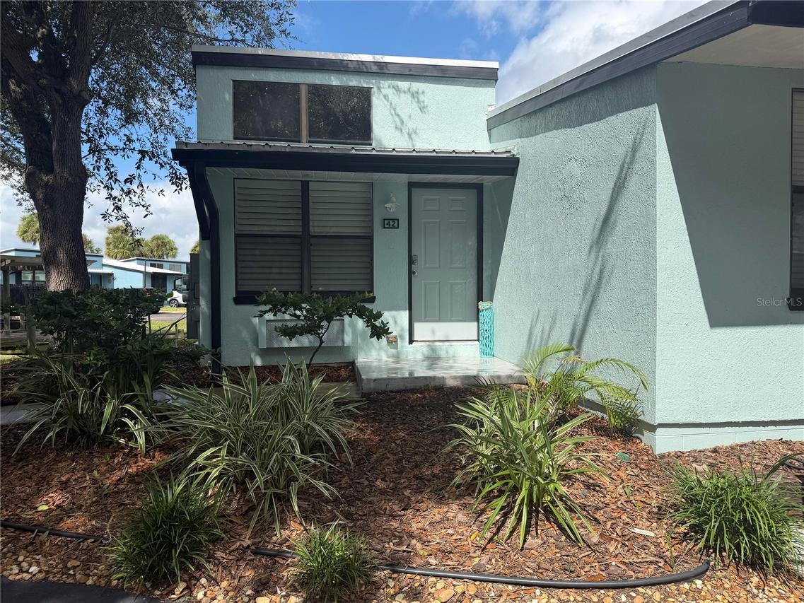 42 Jacaranda Cay Ct., New Smyrna Beach, FL 32169