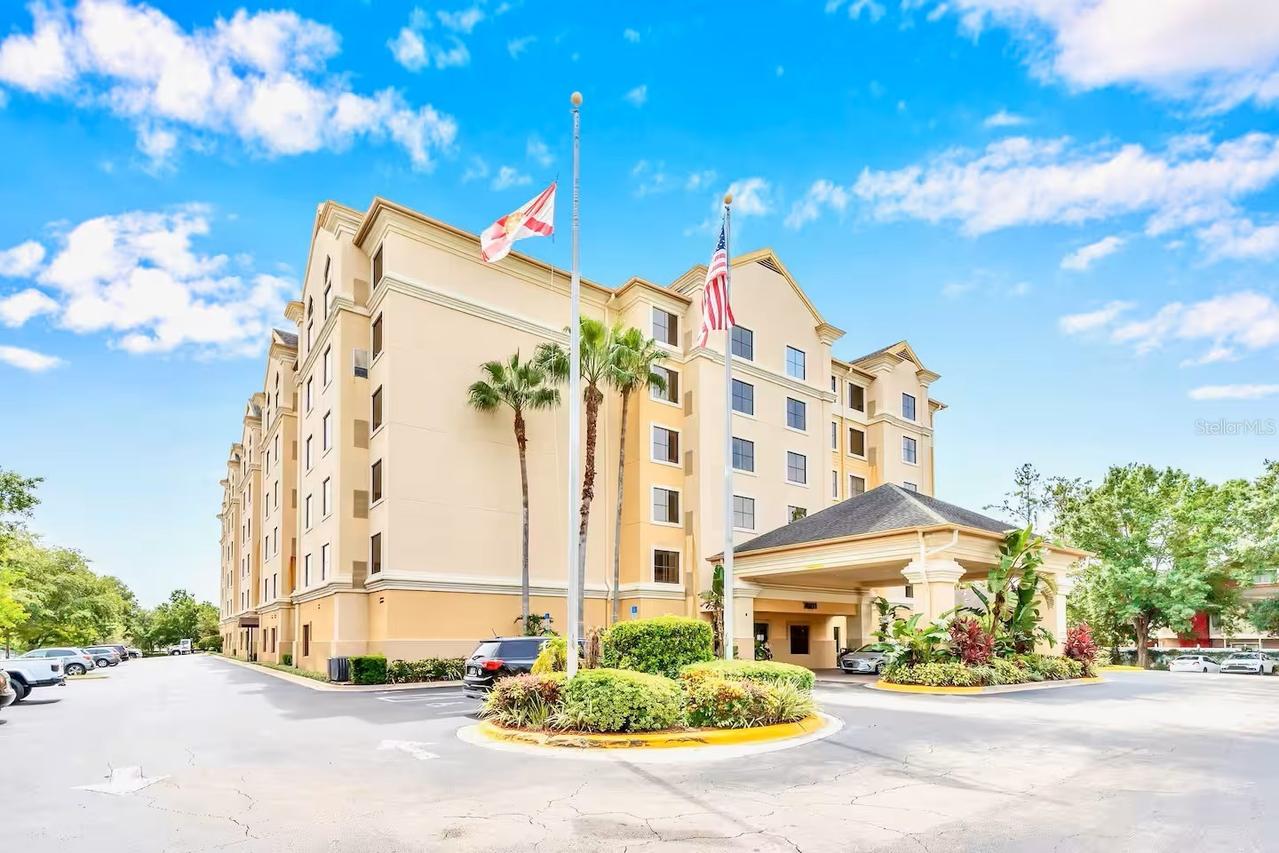 7601 Canada Ave. #330, Orlando, FL 32819