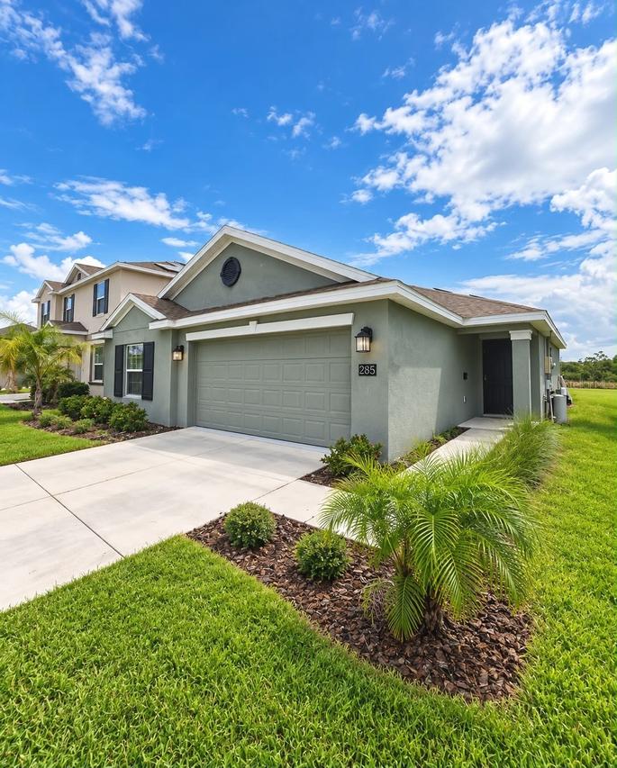 285 Pineywoods St., St Cloud, FL 34772