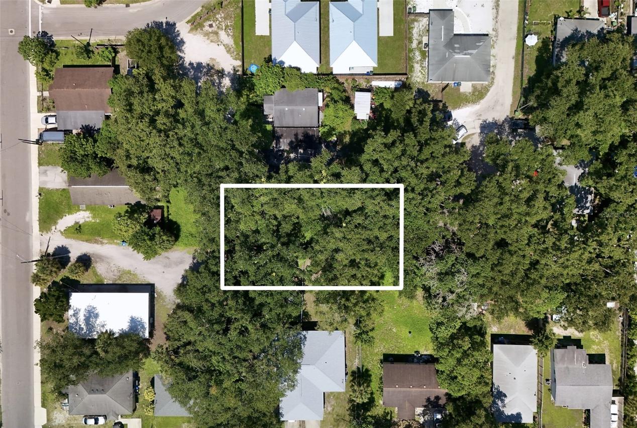 1009 4th St E St., Bradenton, FL 34208