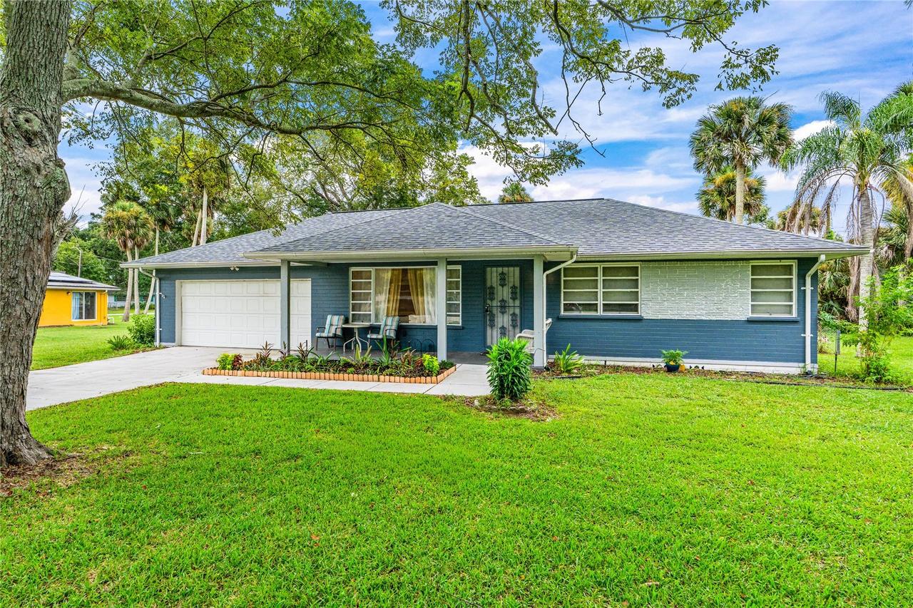 555 Ridge Blvd., South Daytona, FL 32119