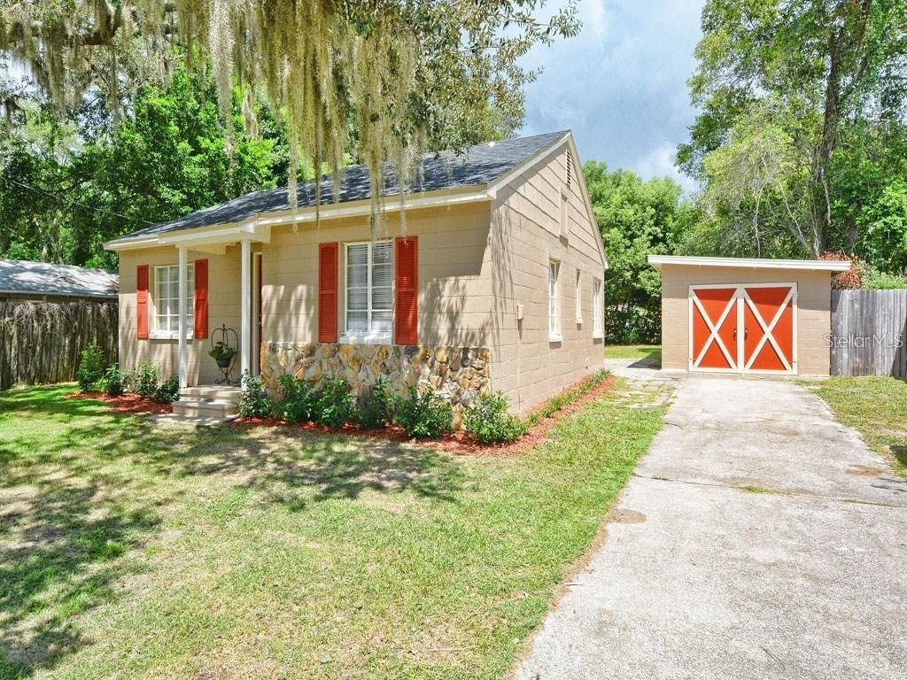306 N Moss St., Leesburg, FL 34748