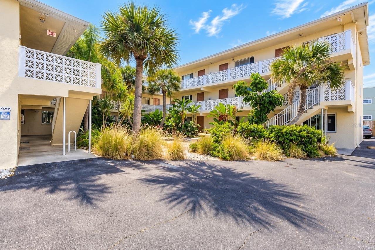 102 S Peninsula Dr. #100, Daytona Beach, FL 32118