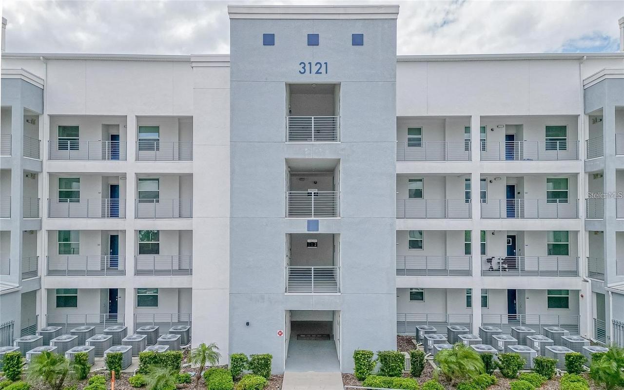 3121 Paradox Cir. #307, Kissimmee, FL 34746