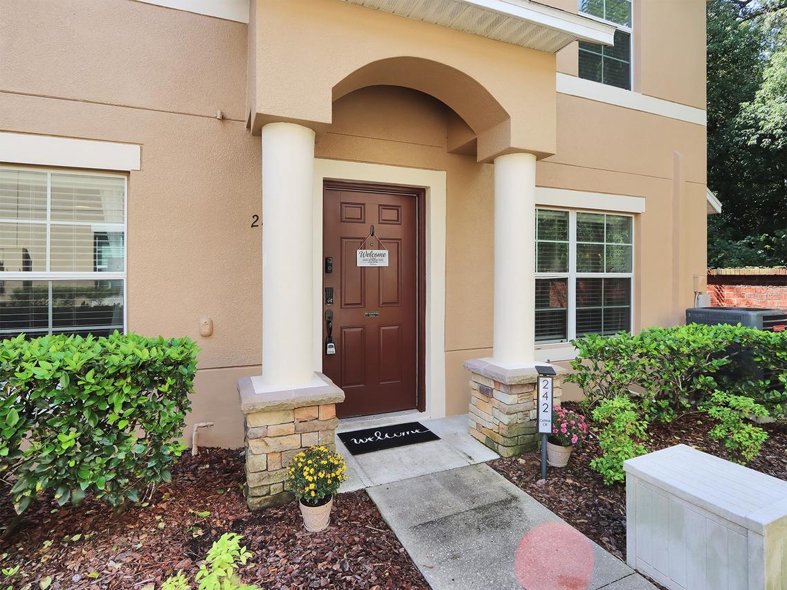242 Carina Cir., Sanford, FL 32773