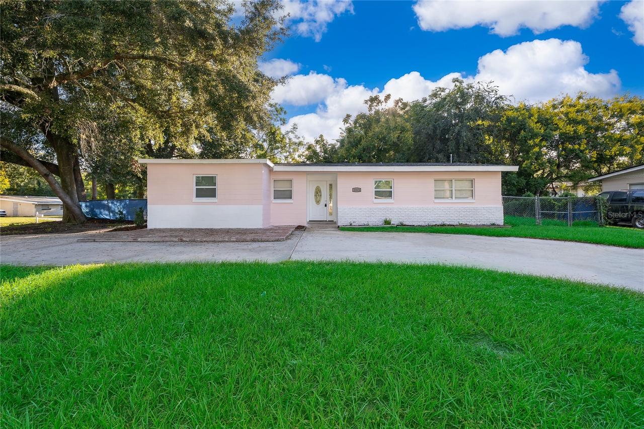 3913 Pine Ridge Rd., Orlando, FL 32808