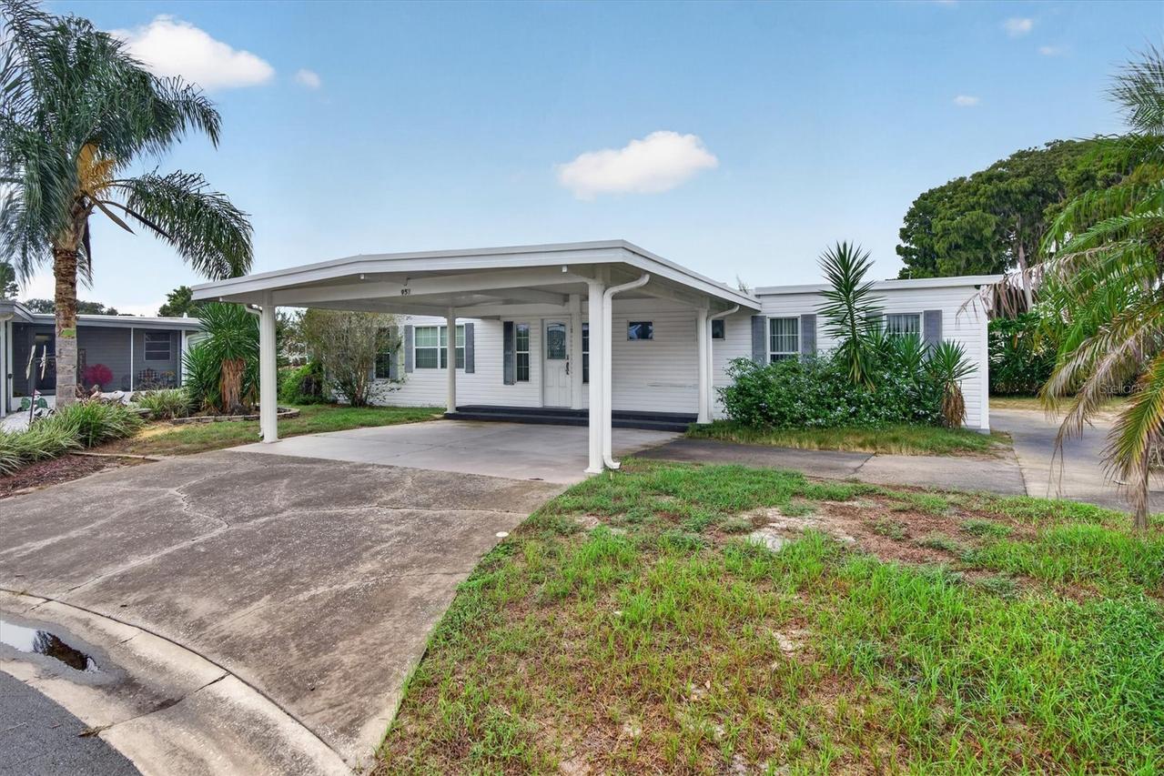 953 Todd Way, Tavares, FL 32778