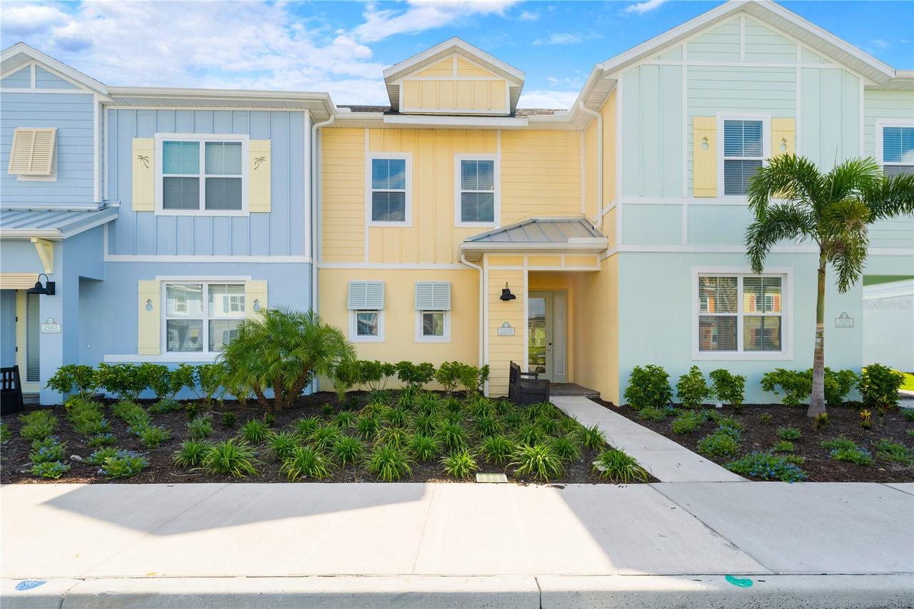 2939 Castaway Ln., Kissimmee, FL 34747