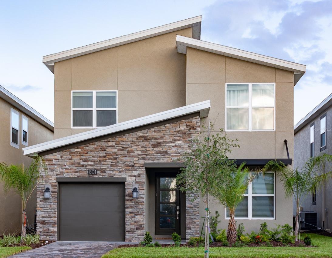801 Drop Shot Dr., Davenport, FL 33896