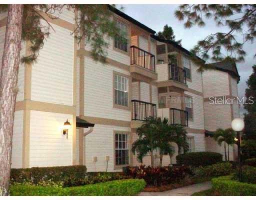 1908 Lake Atriums Cir. #18, Orlando, FL 32839