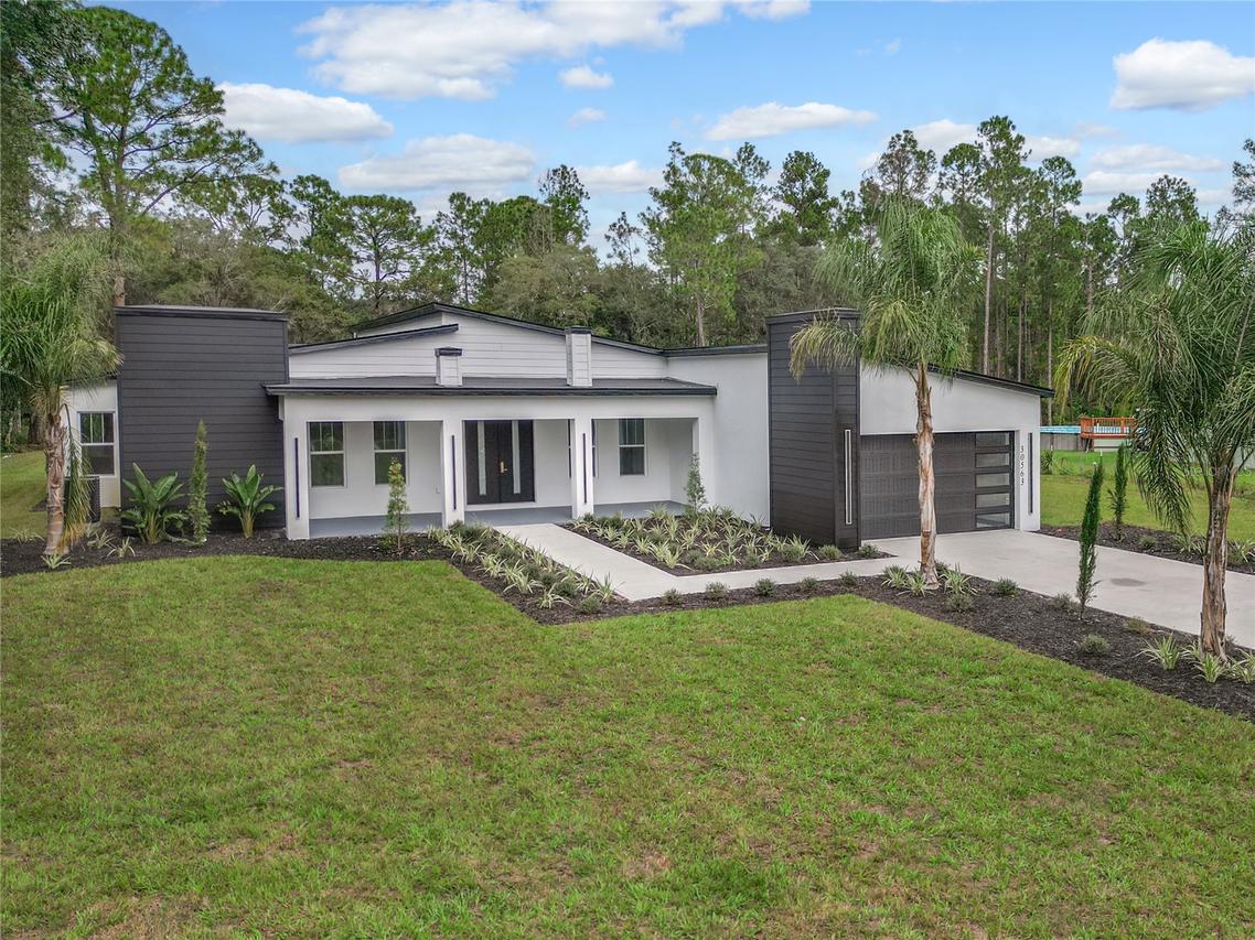 30563 Saffron Ave., Eustis, FL 32736