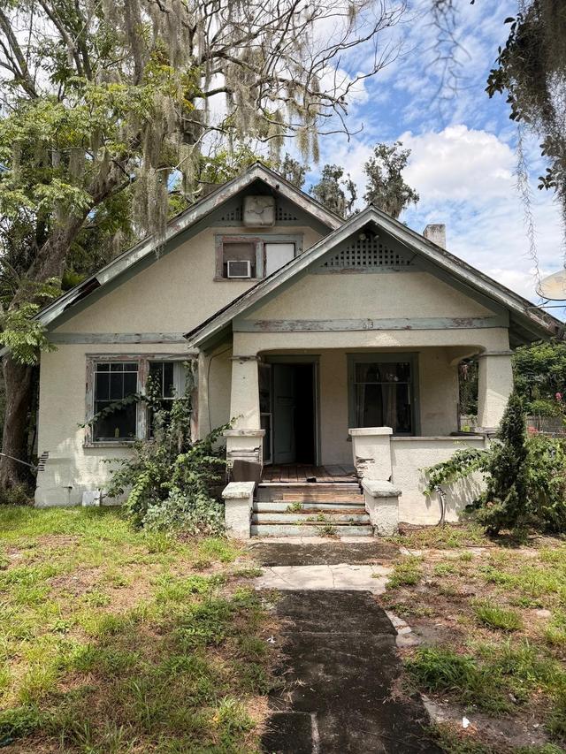 613 W Minnesota Ave., Deland, FL 32720