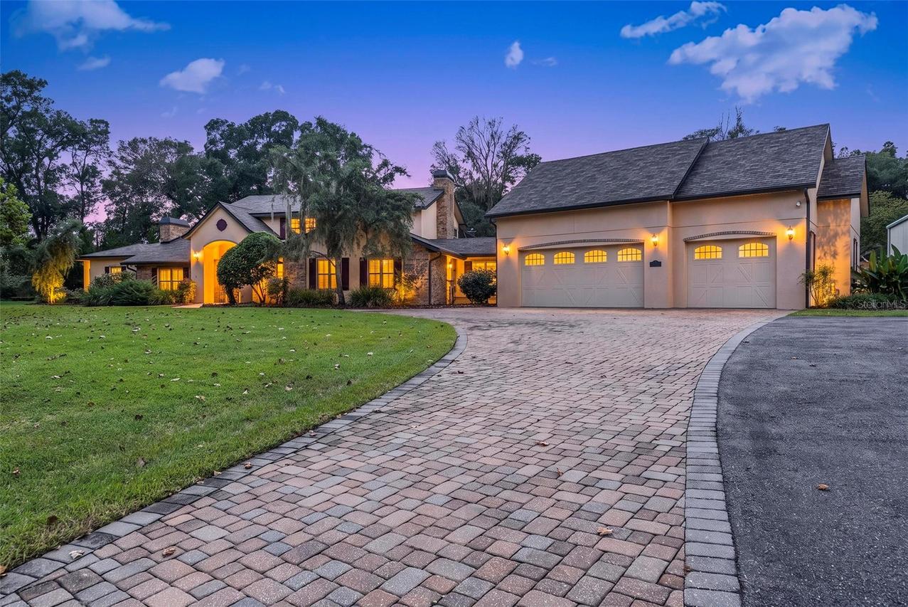 2150 W Dale Cir., Deland, FL 32720