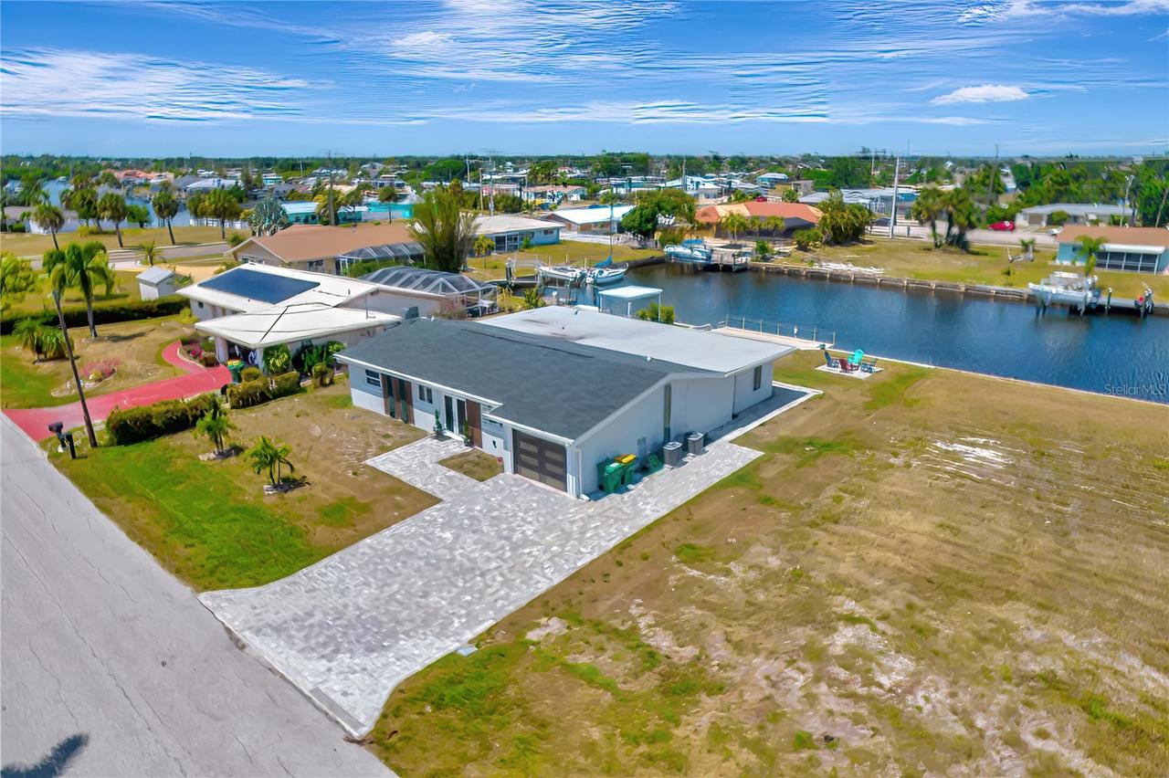 106 Leland St., Port Charlotte, FL 33952