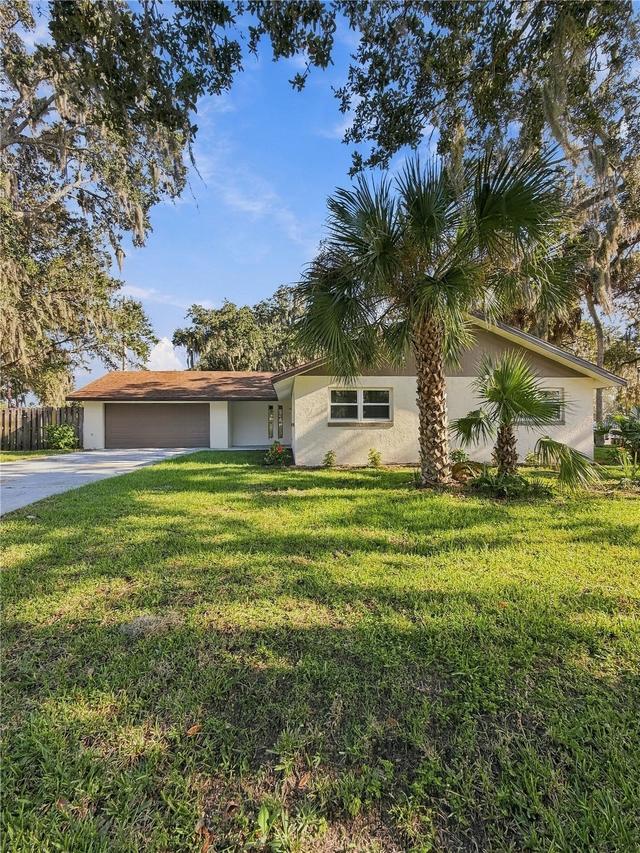 106 Kent Ct., Port Orange, FL 32127