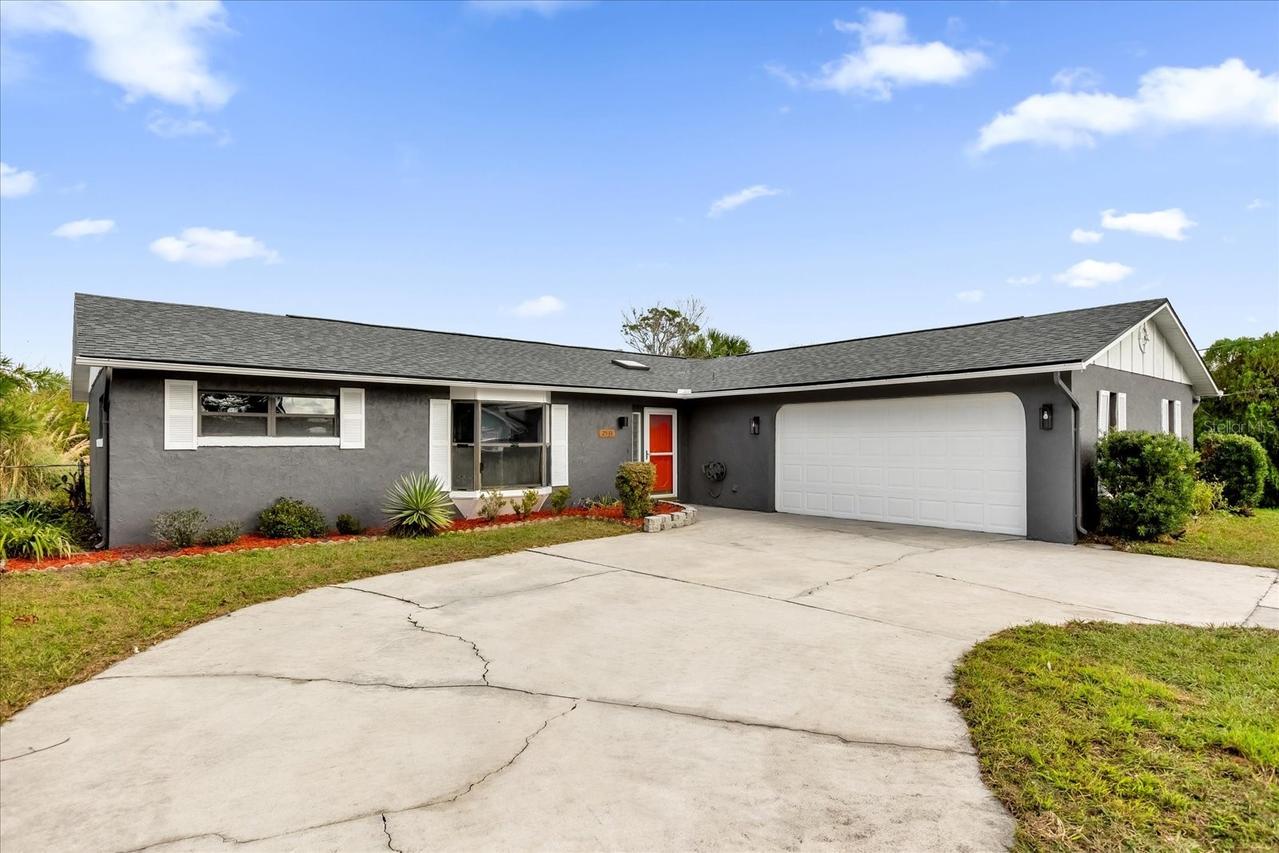 2533 Edgewater Ave., New Smyrna Beach, FL 32168