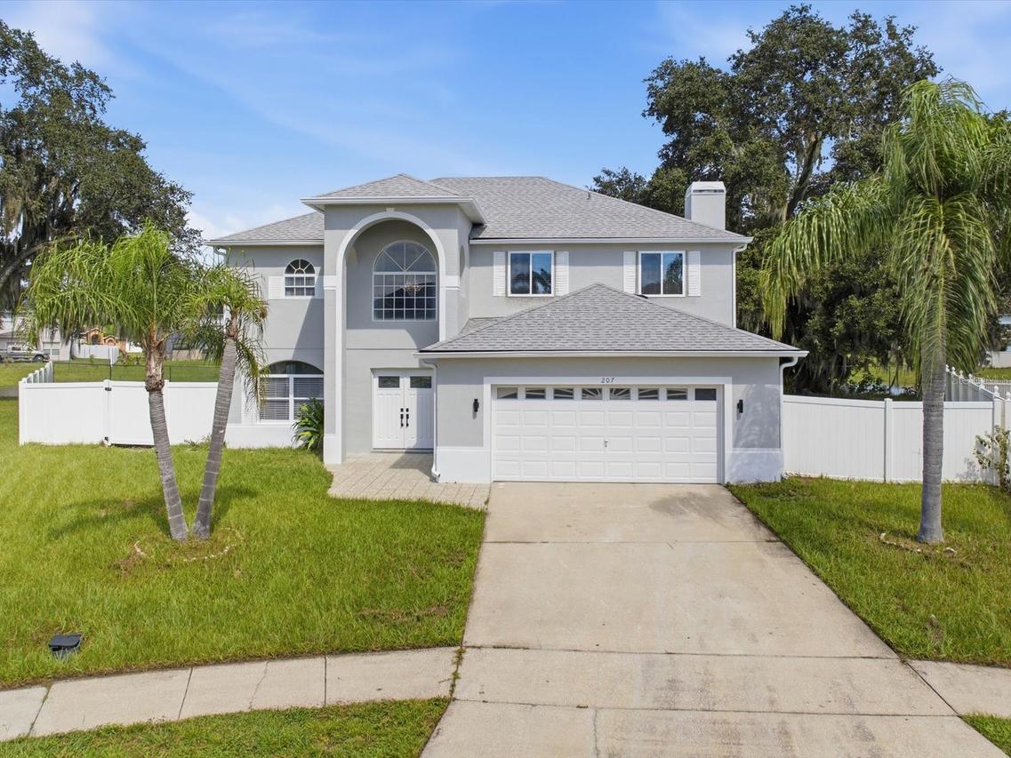 207 Redwood Bark Tr., Kissimmee, FL 34758