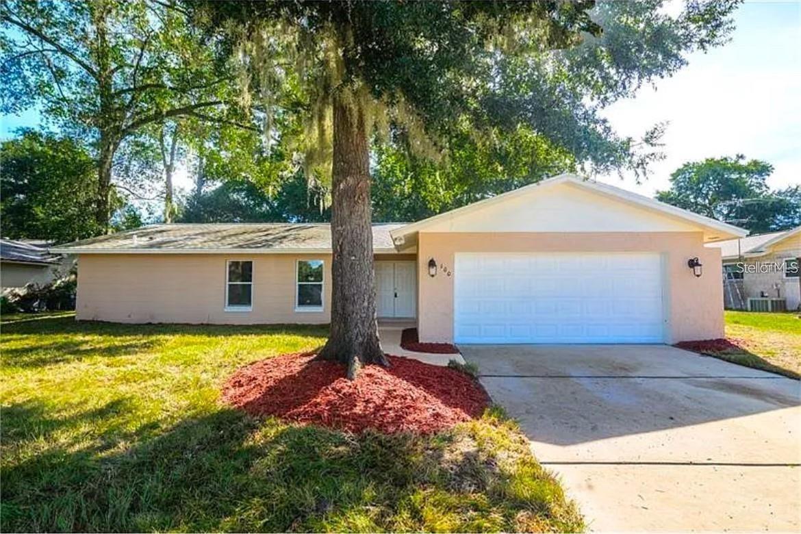 100 Huntswood Ct., Longwood, FL 32750