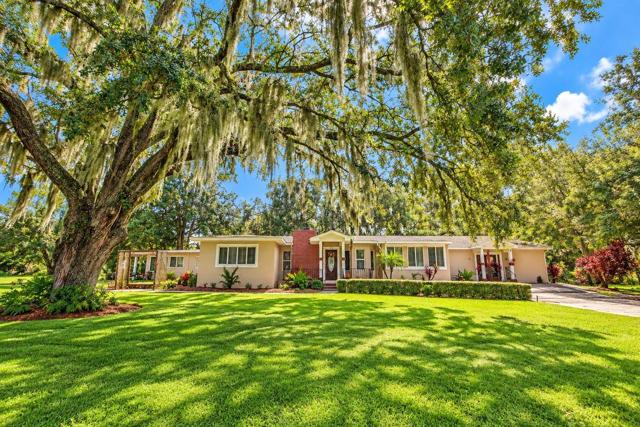 411 E Orlando Ave., Ocoee, FL 34761