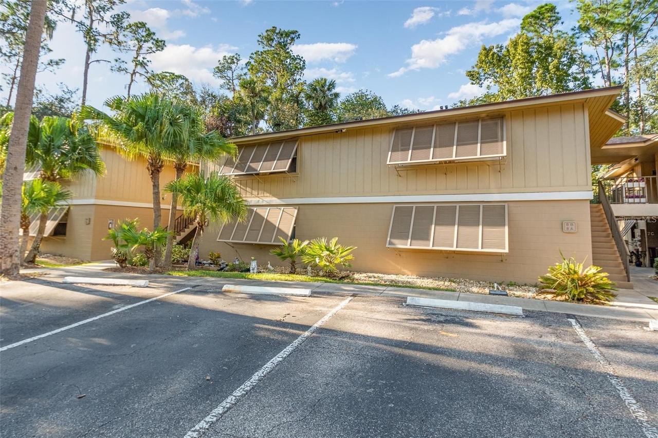 120 Hibiscus Woods Ct. #8D, Deltona, FL 32725