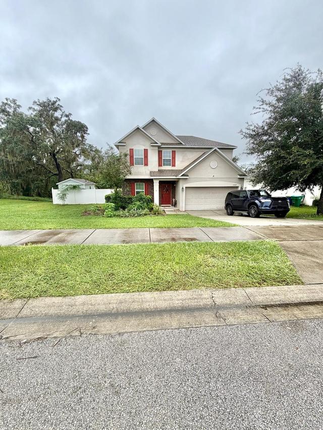 15549 Gemini Dr., Mascotte, FL 34753