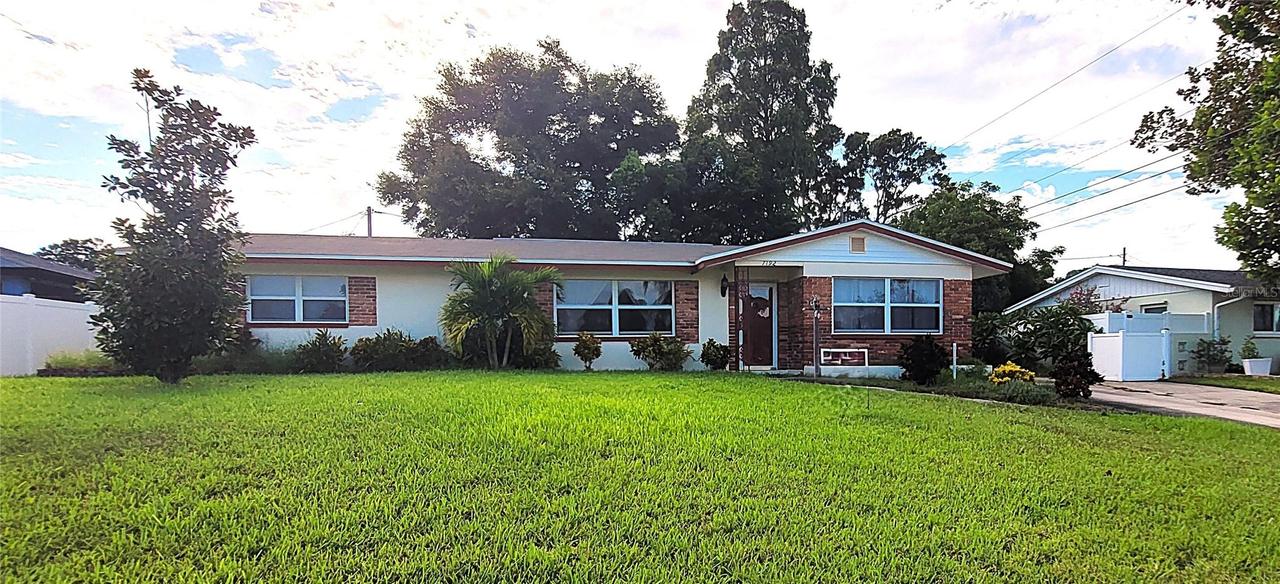 7192 114th Ln., Seminole, FL 33772