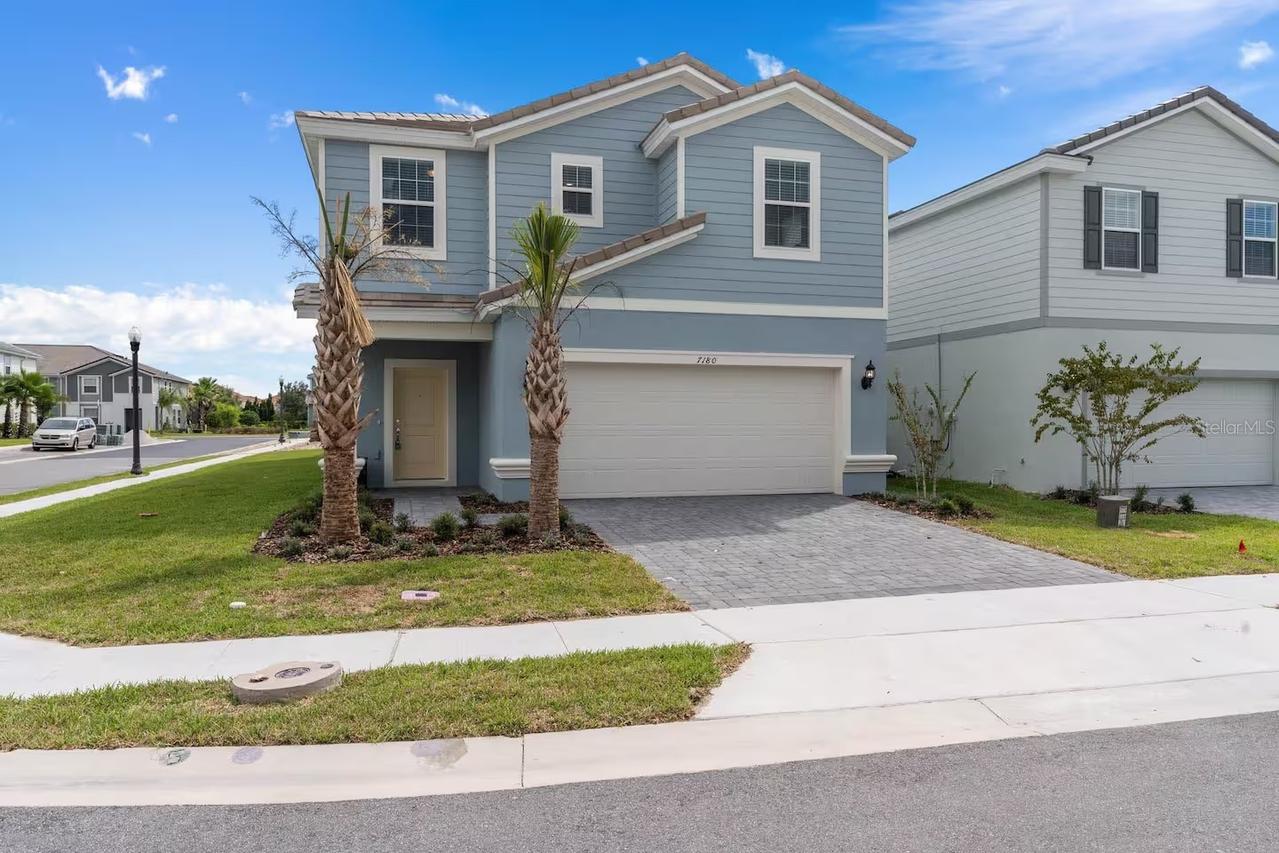 7180 Oakmoss Loop, Davenport, FL 33837