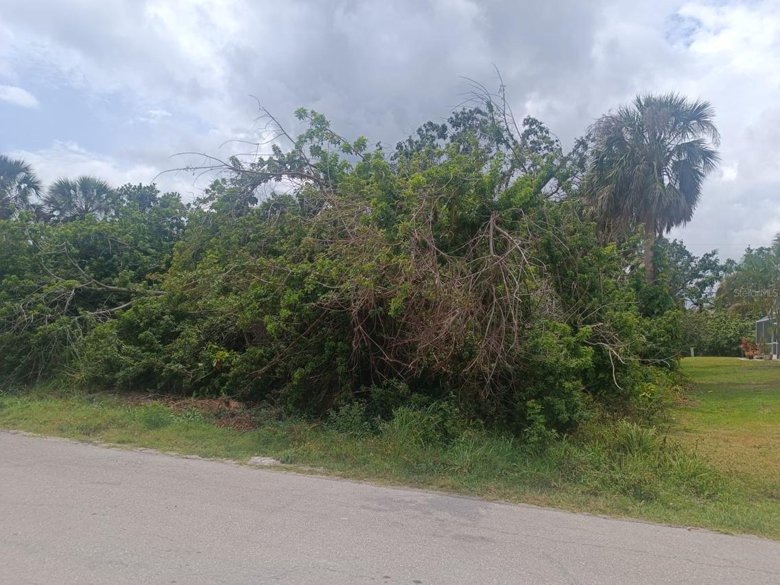 18457 Driggers Ave., Port Charlotte, FL 33948