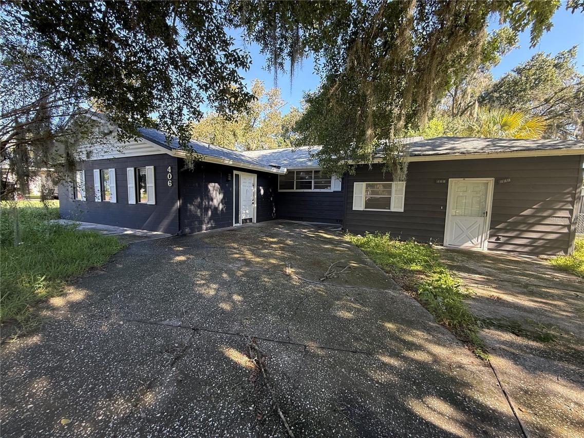 406 E Young St., Plant City, FL 33563