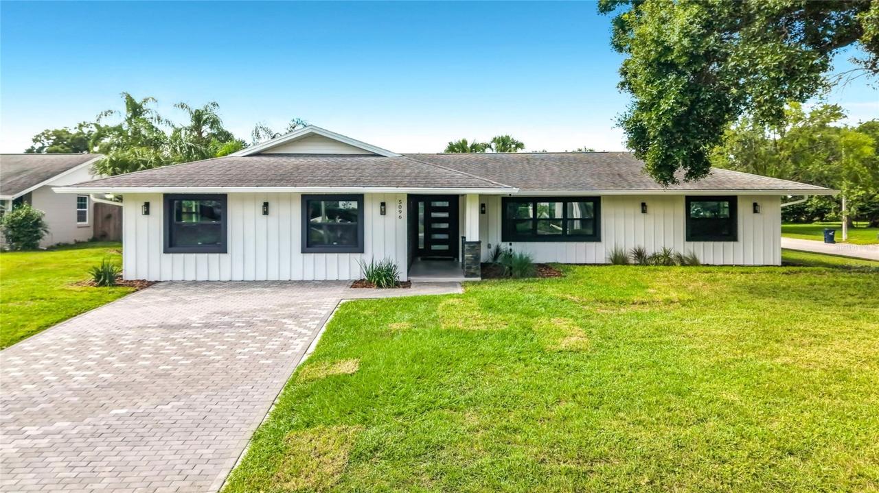 5096 The Oaks Cir., Orlando, FL 32809