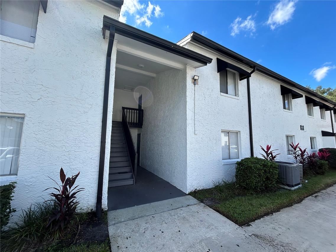4401 S Semoran Blvd. #4, Orlando, FL 32822