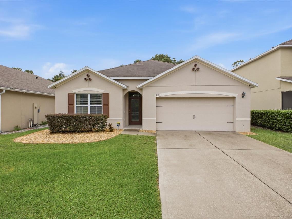 209 Tanglewood Dr., Davenport, FL 33896