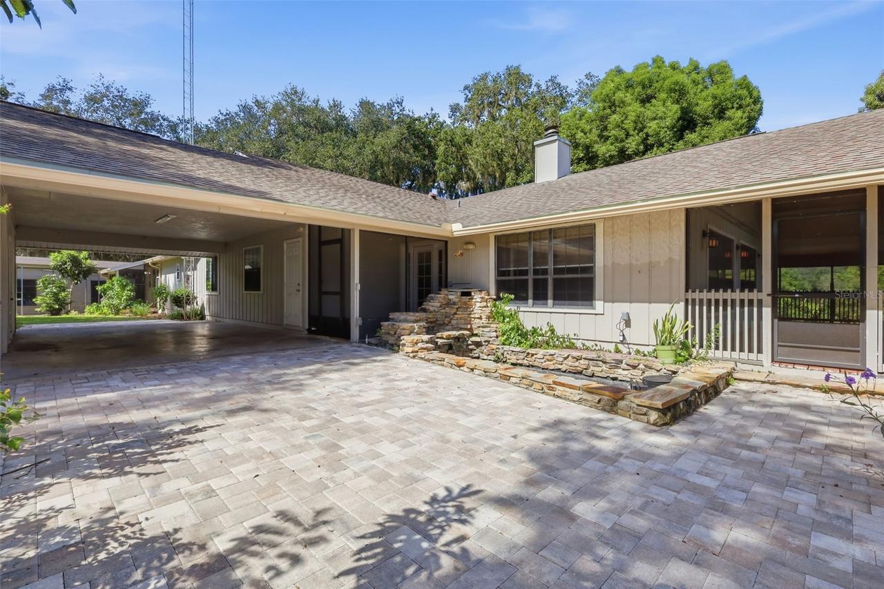 41520 Charm Lake Dr., Umatilla, FL 32784