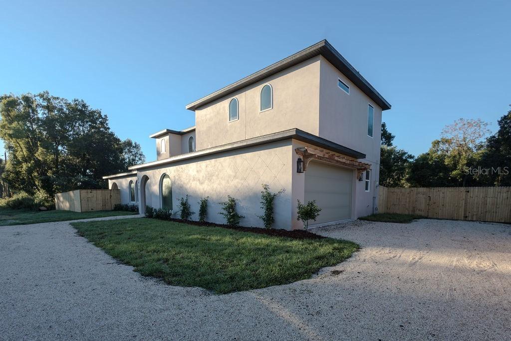 2045 South St., Oviedo, FL 32765
