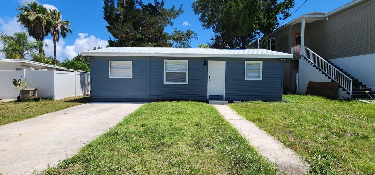 7338 New York Ave., Hudson, FL 34667