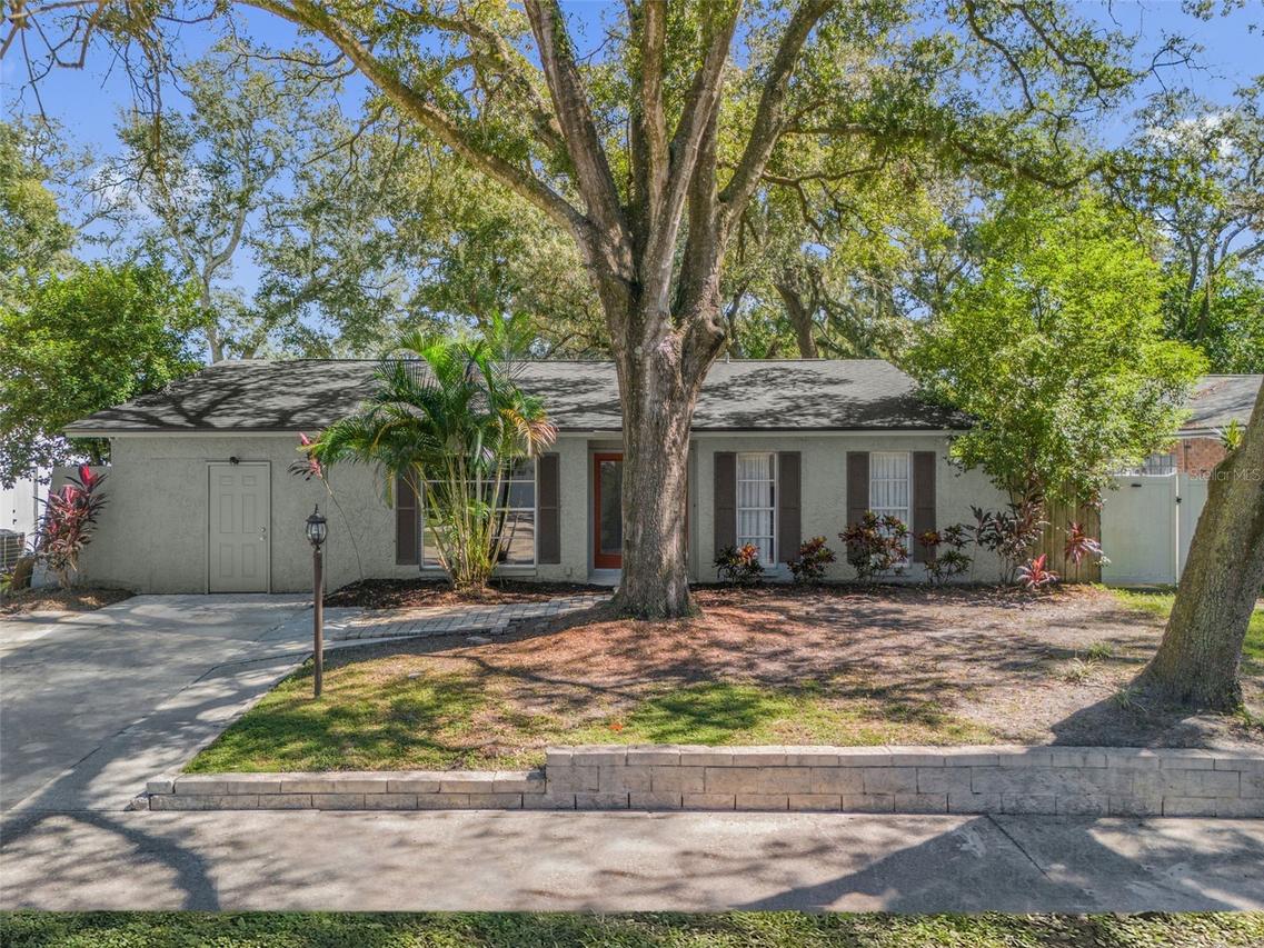 9627 Hidden Oaks Cir., Tampa, FL 33612