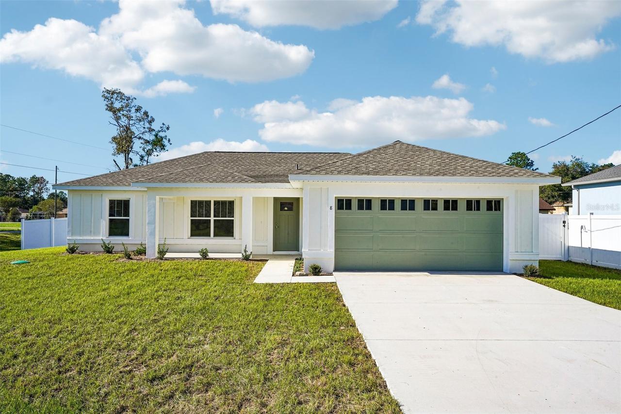 8 Hemlock Loop Course, Ocala, FL 34472