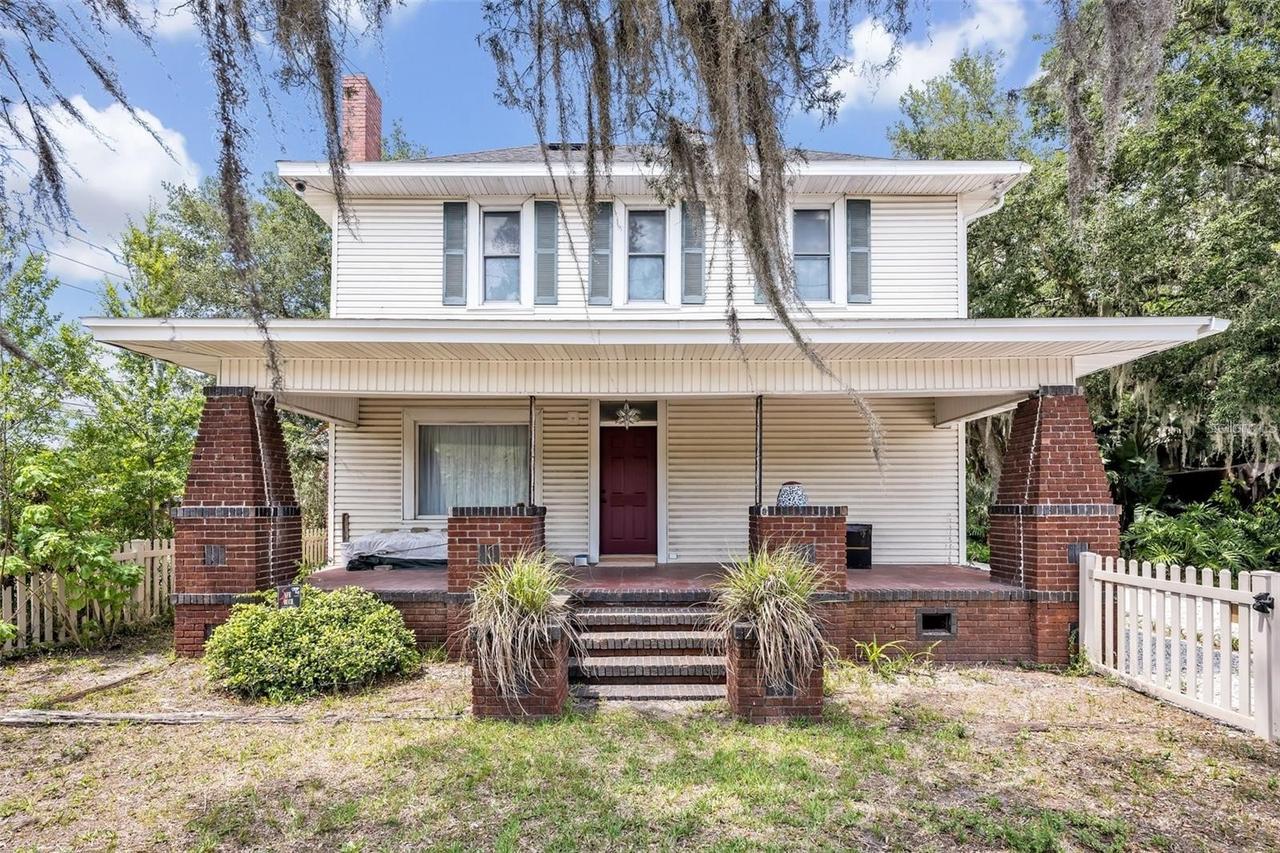 2418 W 1st St., Sanford, FL 32771