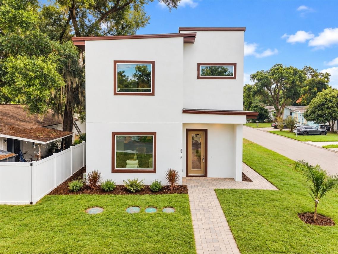 2315 Marlboro St., Orlando, FL 32806