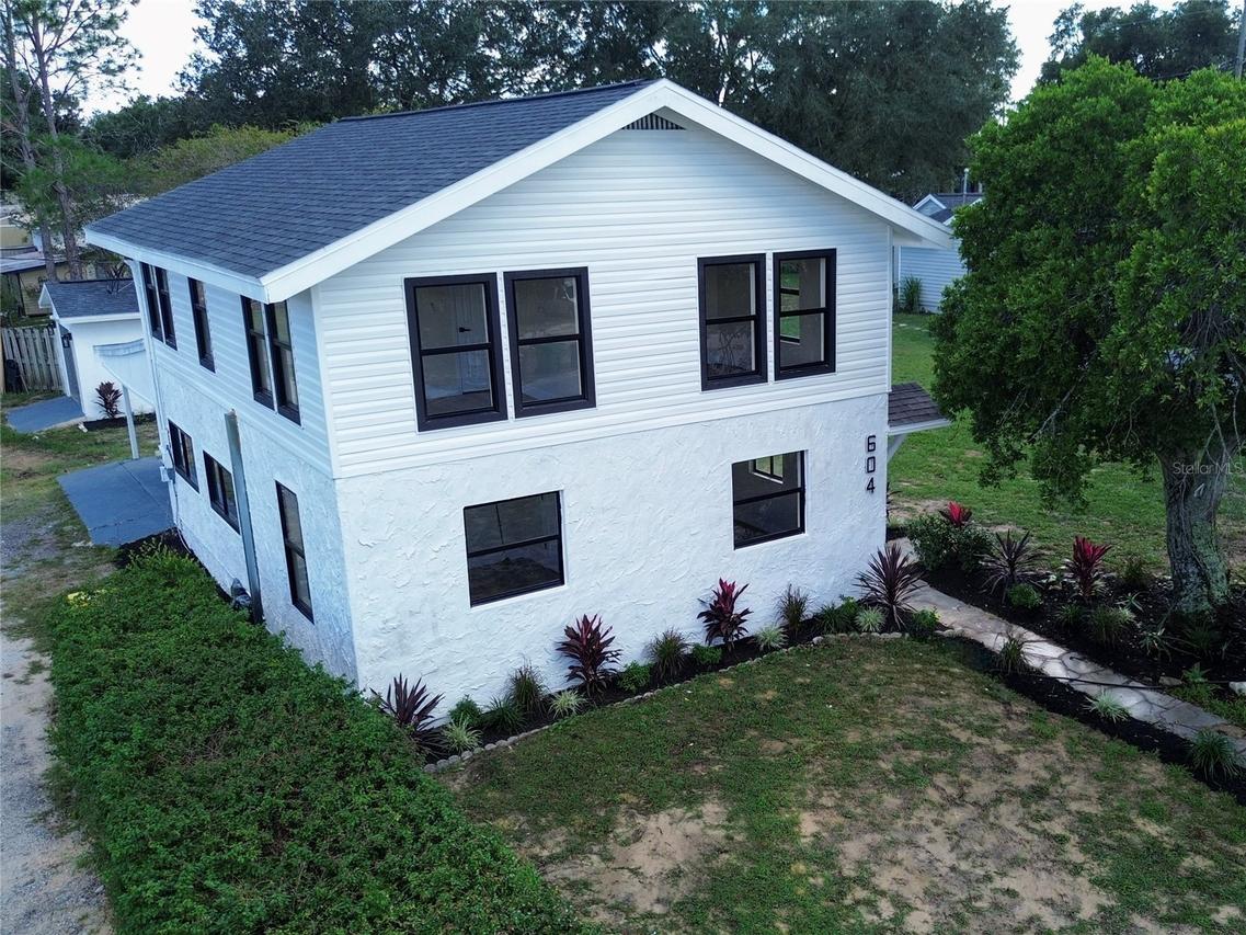 604 Edmund Ave., Dundee, FL 33838