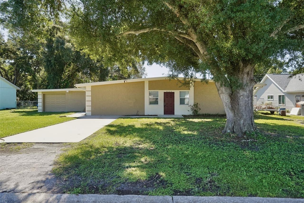 804 68th Ave., Bradenton, FL 34207