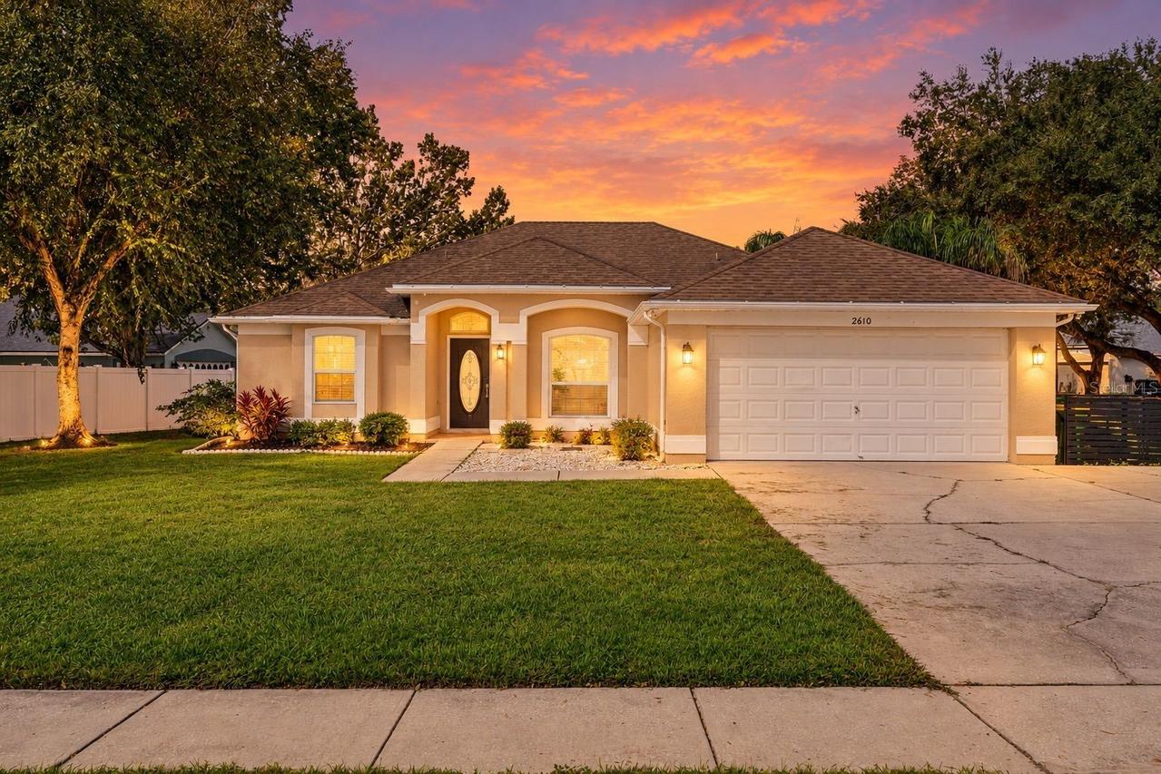 2610 Autumn Ln., Eustis, FL 32726