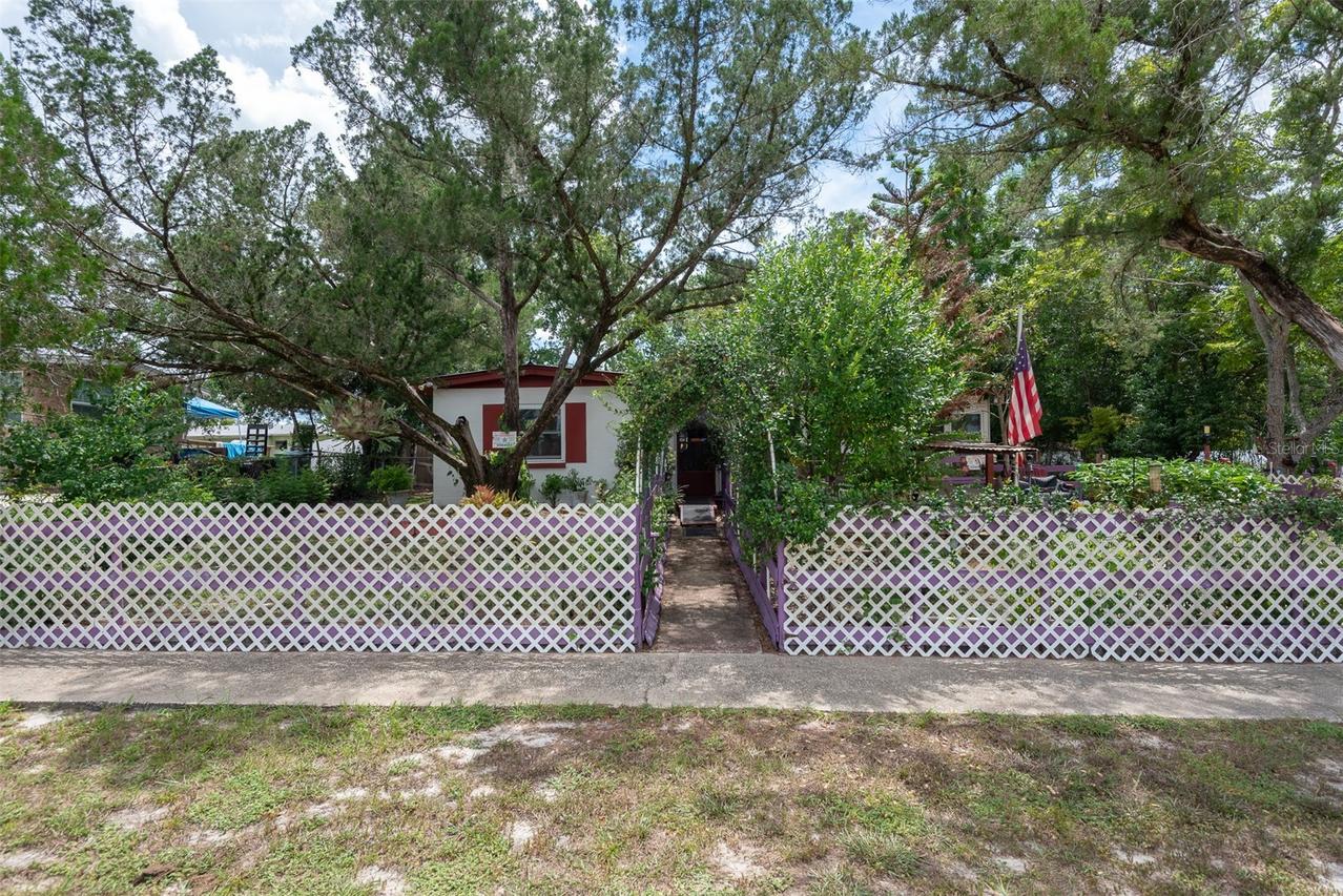 1507 Daroca Dr., Deltona, FL 32725
